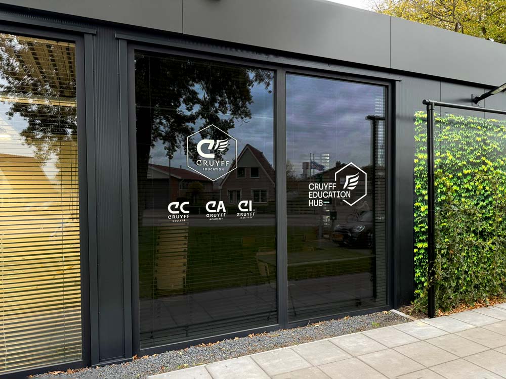 Eerste Cruyff Education Hub in Heerenveen - Johan Cruyff Institute.