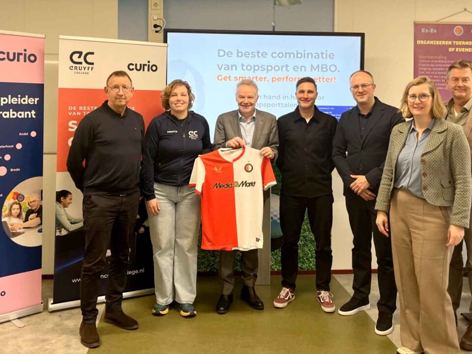 Johan Cruyff College Roosendaal start samenwerking met Feyenoord Academy.